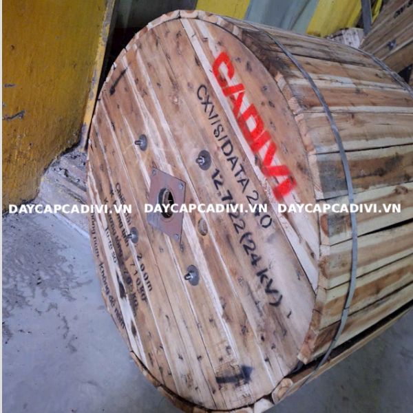 Cáp CXV S DATA 240mm2 CADIVI 24KV