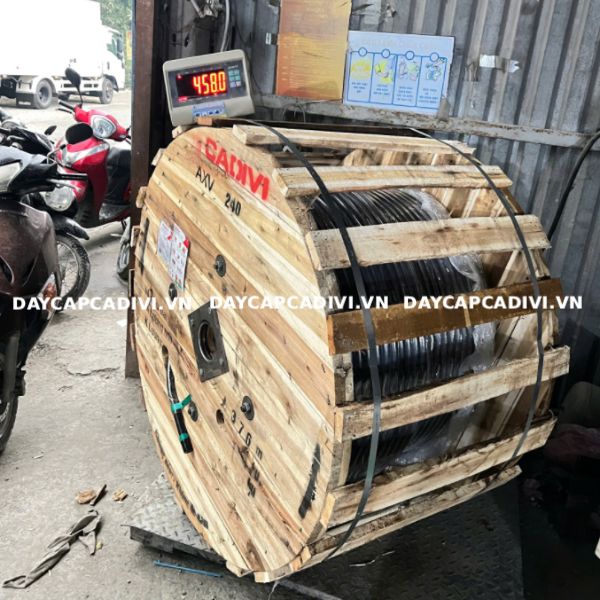 Cáp nhôm AXV 1x240 CADIVI hạ thế