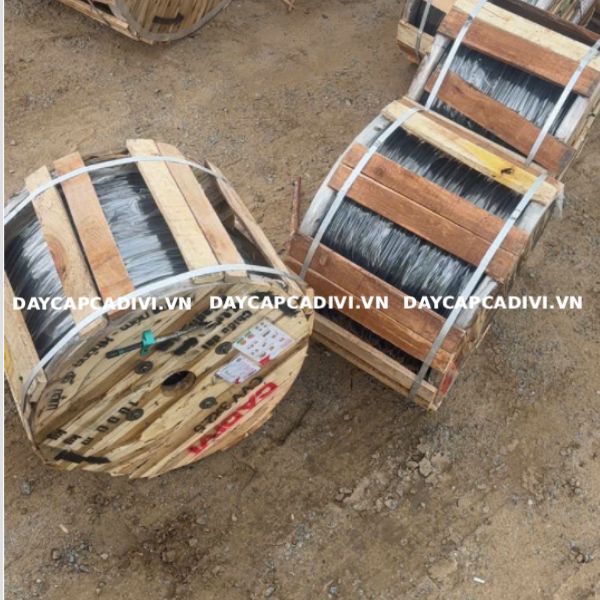 Giao hàng cáp CVV 3x2.5 CADIVI