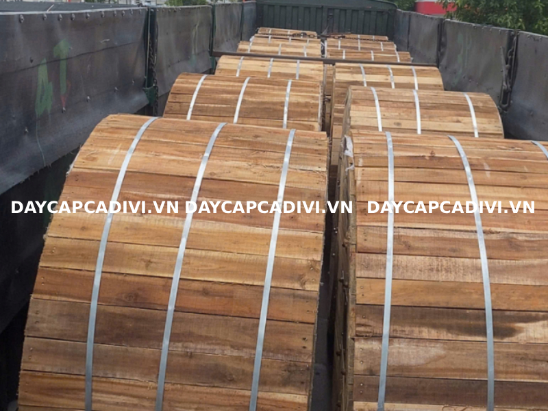 Vận chuyển cáp CADIVI cho dự án thủy điện Lào