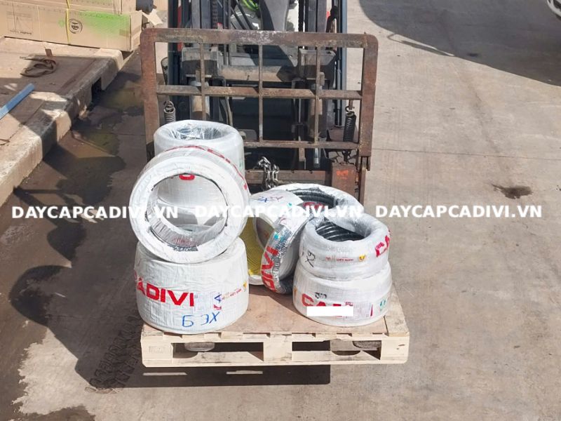 Đại lý cấp 1 giao hàng cáp CADIVI thi công dự án khu vực Bình Dương