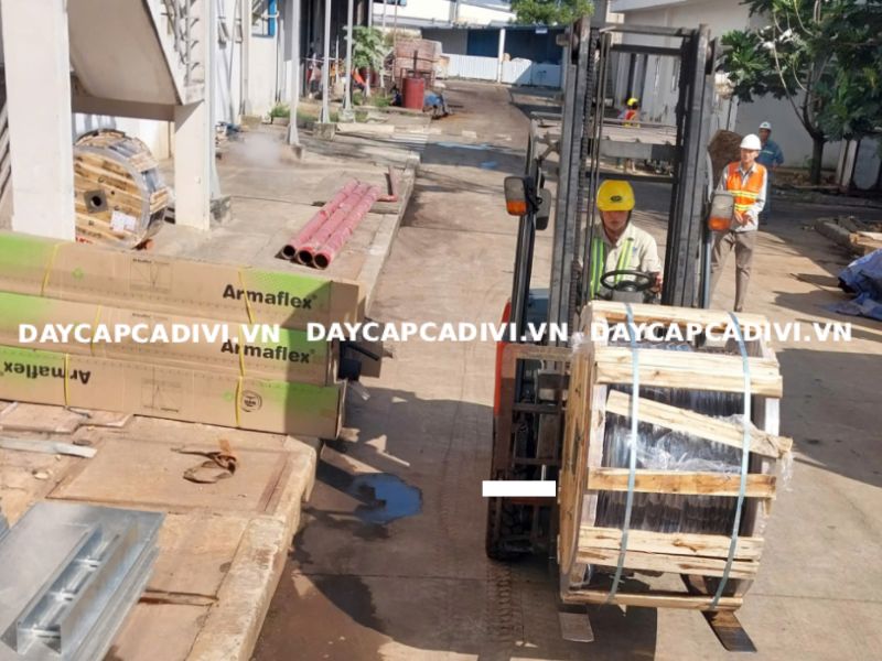 Vận chuyển cáp CXV CADIVI hạ thế cấp hàng dự án nhà máy cà phê Bình Dương Vsip II