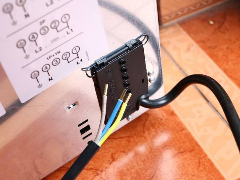 Gợi ý tiết diện dây CADIVI cho bếp điện và thiết bị công suất cao
