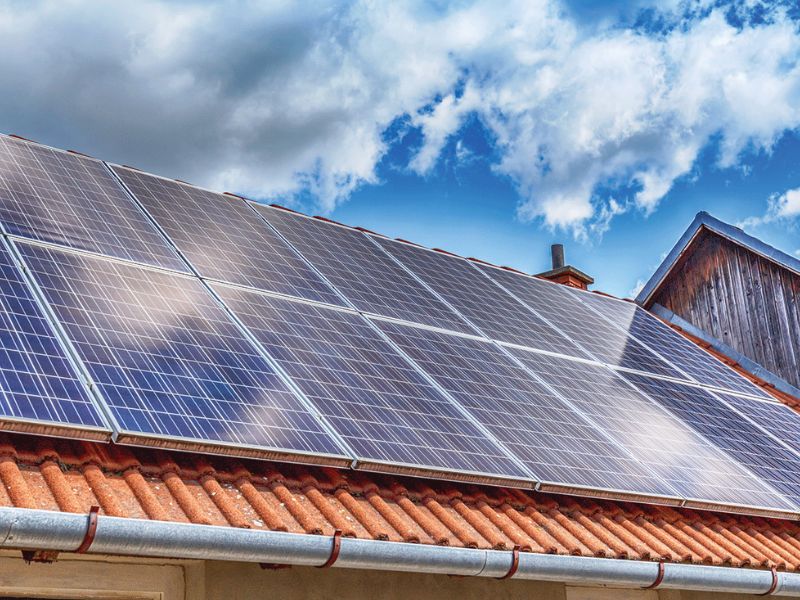 Hệ thống điện mặt trời áp mái