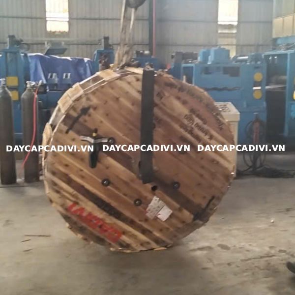 Đại lý cấp 1 cáp CXV 300mm2 CADIVI chính hãng giá tốt