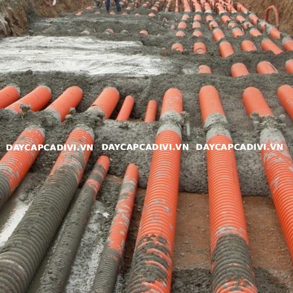 Đảm bảo độ sâu chôn cáp hợp lý