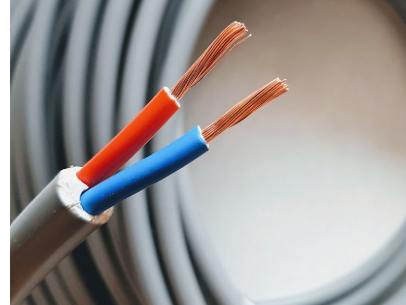 Ưu điểm và nhược điểm cáp 2 lõi