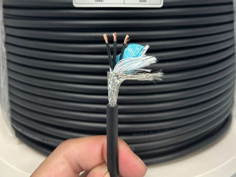 Ưu điểm và nhược điểm dây cáp 3 lõi