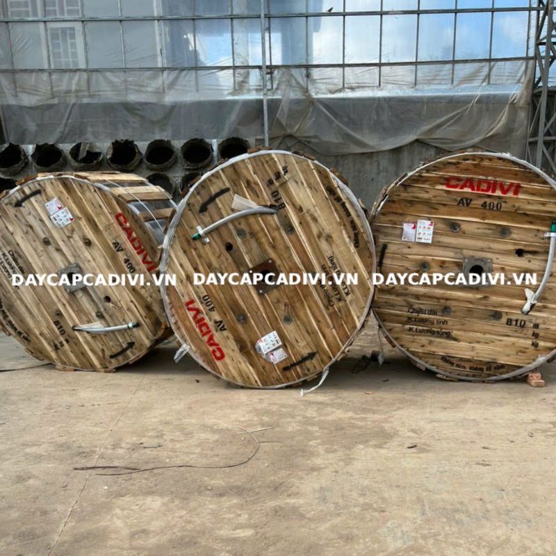 Cáp điện theo cuộn