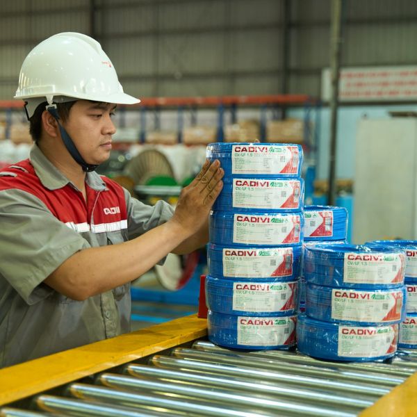 Kiểm tra tồn kho, gửi bảng giá cáp điện hạ thế CADIVI mới nhất