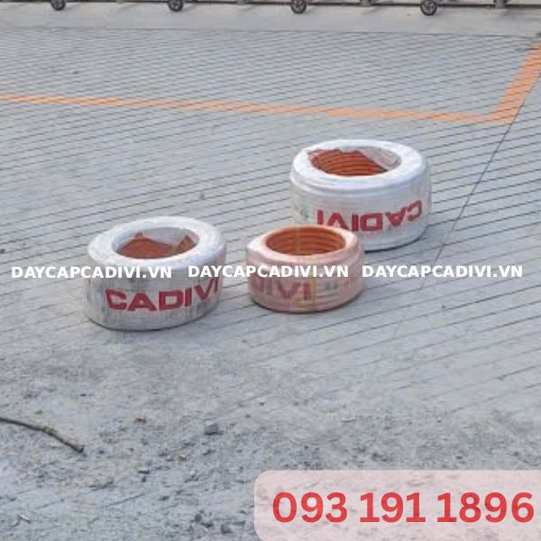 Daycapcadivi giao hàng dây điện dân dụng CADIVI tận chân công trình thi công