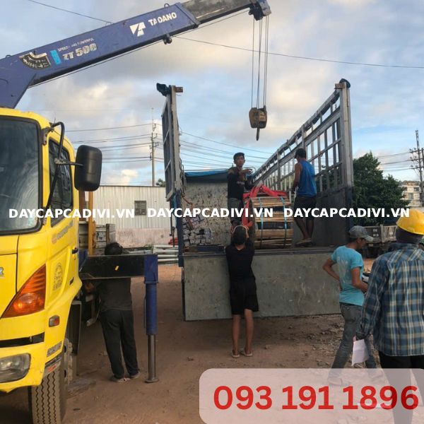 Giao Cuộn Cáp CXV/DSTA 3x25 CADIVI 100 Mét Dự Án Phú Quốc
