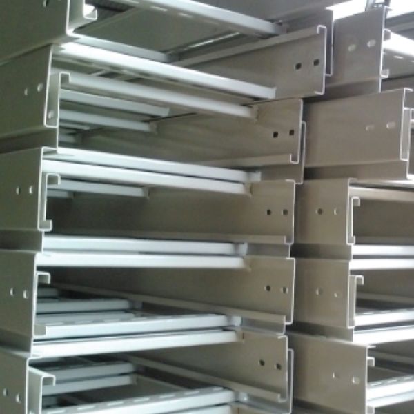 Máng cáp sơn tĩnh điện là gì?
