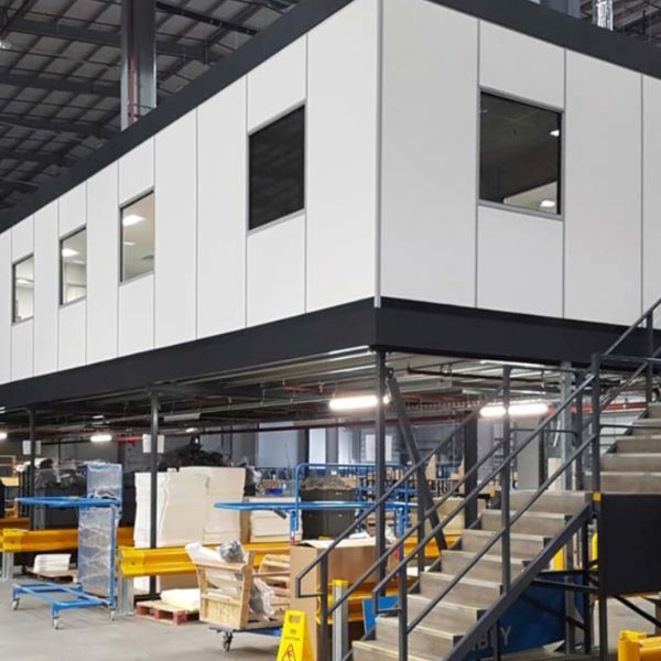 Nhà xưởng kết hợp văn phòng