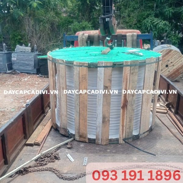 Đại lý giao hàng cáp LV ABC Thăng Long nhanh chóng, hỗ trợ cẩu hàng