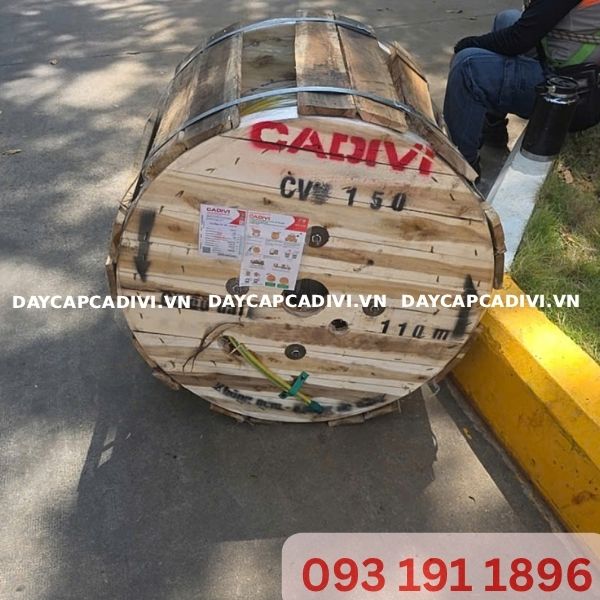 Daycapcadivi Giao Hàng Cuộn Cáp CV 150 CADIVI Dự Án Phú Mỹ TPHCM